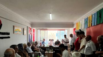 ZAFER PARTİSİ GEMLİK’TE 3. OLAĞAN İLÇE KONGRESİ GERÇEKLEŞTİRİLDİ: NİLÜFER TOPRAKÇI GÜVEN TAZELEDİ