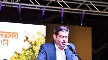 “90 muhtar gerçekten üye oldu mu? Üyelik kayıtlarını kamuoyuna açıklayın.”