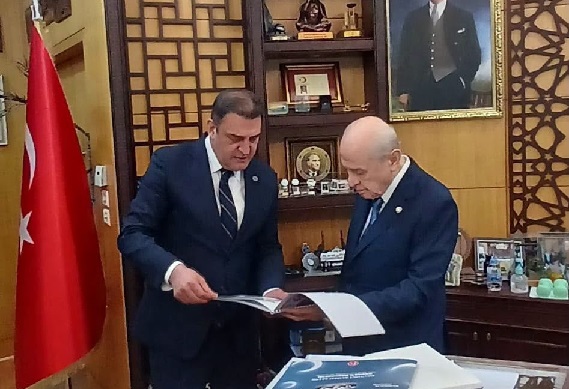 MHP Bursa İl Başkanı Muhammet Tekin’den Devlet Bahçeli’ye Ziyaret: İlçe Kongreleri Görüşüldü