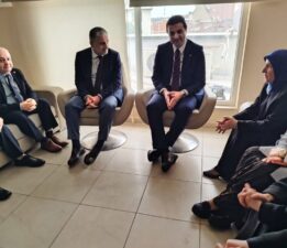 Saadet Partisi Bursa’da Yeni Dönem: Divan’da Köklü Değişim