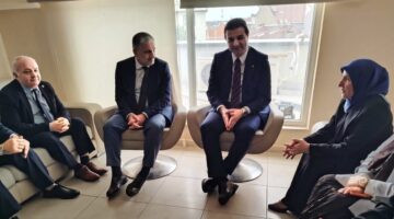 Saadet Partisi Bursa’da Yeni Dönem: Divan’da Köklü Değişim