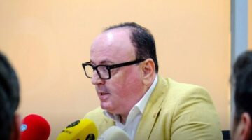 Erten Kayan’dan Gemlikspor’da yeni dönem mesajı: “Her yöneticimiz görevinde tam yetkilidir”