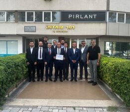 MHP Bursa’da yeni dönem: Mehmet Emin Özcanbaz mazbatasını aldı