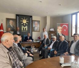 Demokrat Parti Orhangazi’de yoğun ziyaret trafiği: Esnafın sorunları ve ilçe gündemi masaya yatırıldı