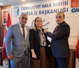 Zeynep Akış Serintürk Yeniden CHP Ailesine Katıldı