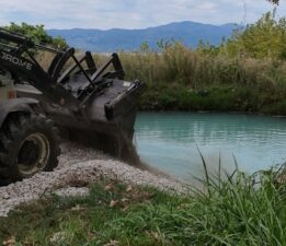 “Göl Kıyısındaki Ilıcayı Neden Mıcırla Doldurdunuz?”