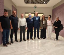 İlhami Gün ve Yol Arkadaşlarından Kasım Akdeniz’e Geçmiş Olsun Ziyareti