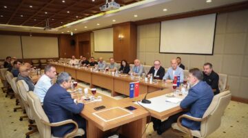 Bursa’daki Artvin Camiasından Büyükşehir Belediyesi’ne Anlamlı Ziyaret