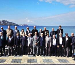 “Gazilerimizin yanındayız”