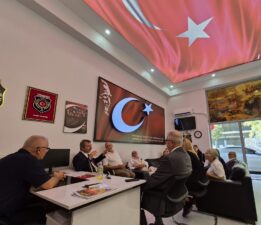 İYİ Parti heyeti Gemlik’te: Toktaş’tan “İhanet Yasası” ve özelleştirme tepkisi