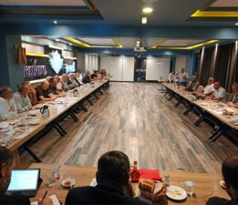 Saadet Partisi Bursa İl Başkanlığı’nda Yeni Dönem Mesaisi: Yıllık Yapılanma ve Planlama Toplantısı Gerçekleştirildi