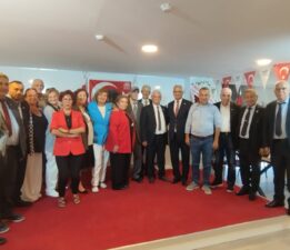 Emeklilerin siyasette yeni adres arayışı