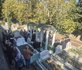 Zeki Müren 30. ölüm yıldönümünde Bursa’da anıldı