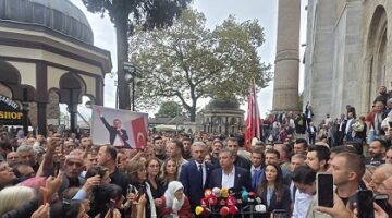 Özgür Özel Bursa’da: Bozbey ziyaretiyle başlayan programda yoğun gündem