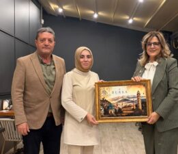 Türk Eğitim-Sen Bursa 1 No’lu Şube’de kadın komisyonunda devir teslim