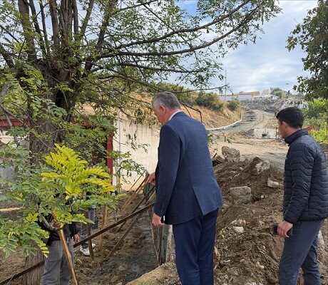 Harmancık’ta belediye çalışmaları ve sosyal yaşam sürüyor