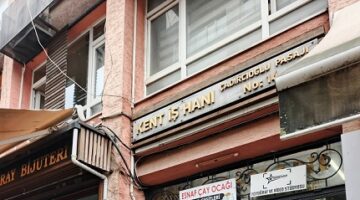 İYİ Parti Osmangazi İlçe’den Bursa Emekliler Derneği’ne ziyaret