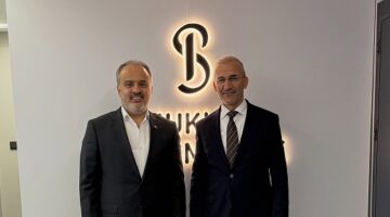 AK Parti Bursa İl Başkan Yardımcısı Kamil Bayramiç, Alinur Aktaş’ı Ağırladı