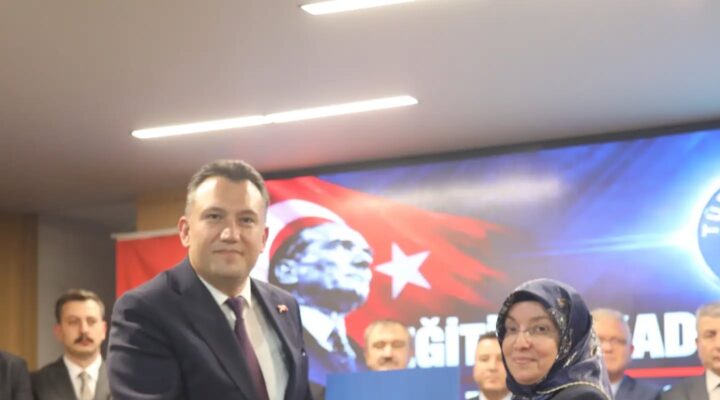 Türk Büro-Sen Bursa 2 No’lu Şube’den sendikal eğitim programına katılım