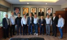 SELAHATTİN ÇAKMAK SAHADA: “NİLÜFER’DE ESNAFIN VE VATANDAŞIN SESİNE KULAK VERİYORUZ”