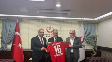 Gemlik Sümerbey Futbol Spor Kulübü Başkanı Erten Kayan’dan Destici’ye ziyaret
