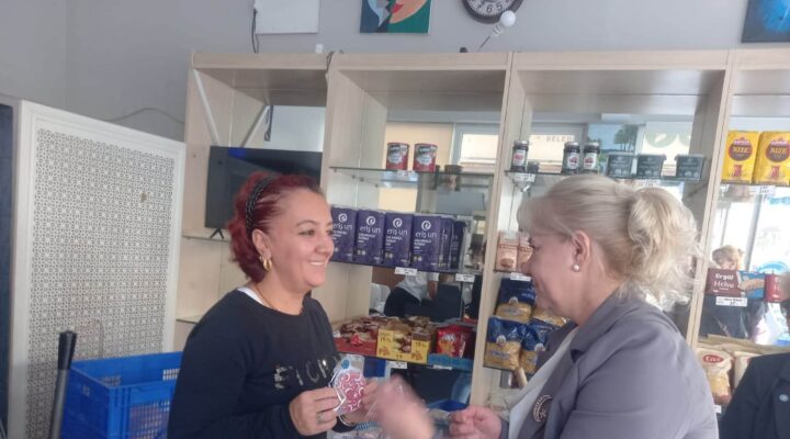 İYİ Parti Osmangazi’den esnaf ve pazar ziyareti: “Amacımız kapı çalmak değil, gönül almak”