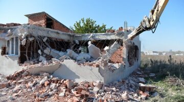 İmar sorunlarının yıllarca çözümsüz kalması…